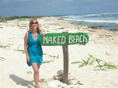 Nude Beach Pussy Porn Pics